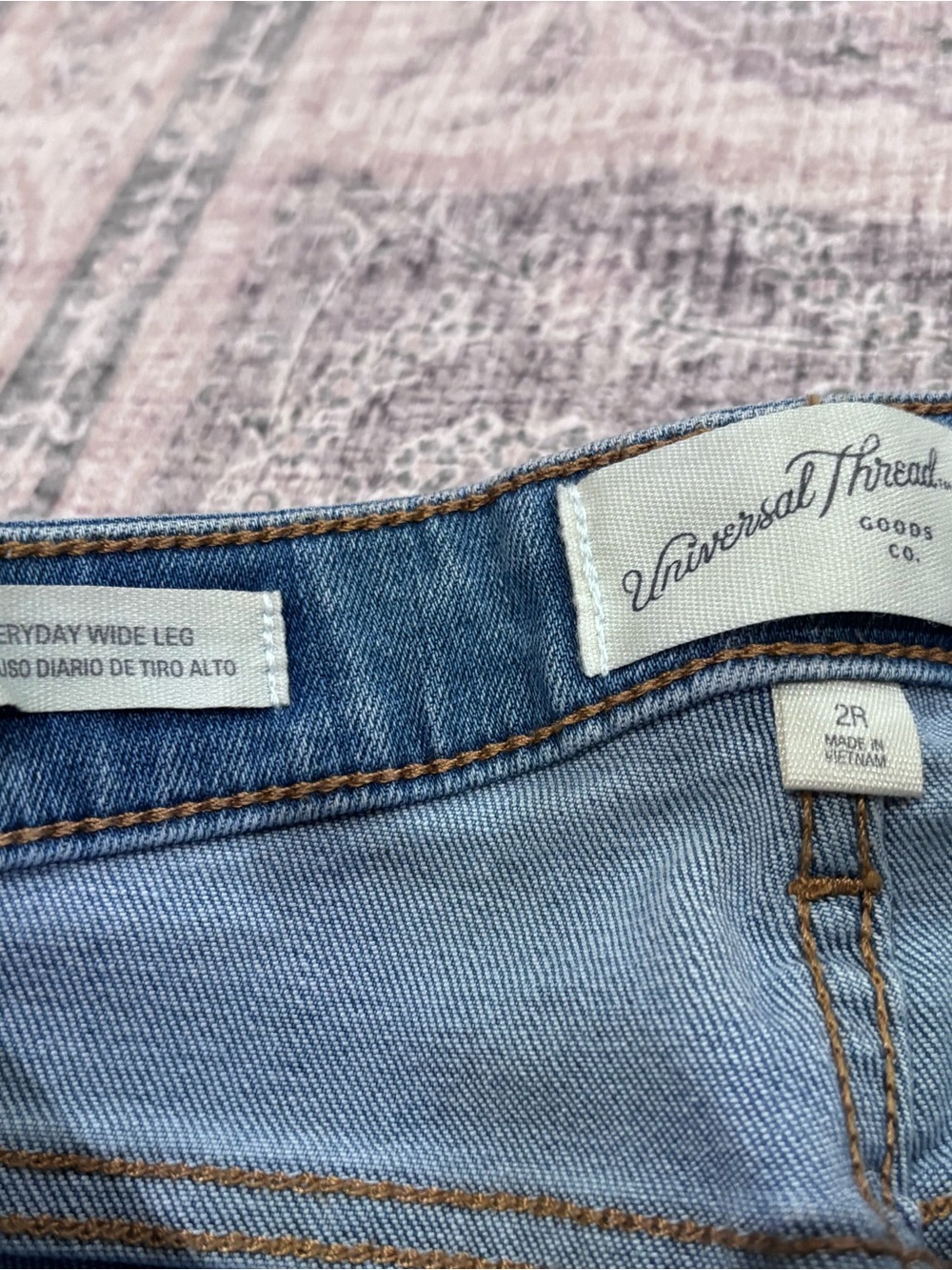 Universal Thread Medium Wash Wide-Leg High-Rise Jeans Brand NWT size 2R - Picture 7 of 12